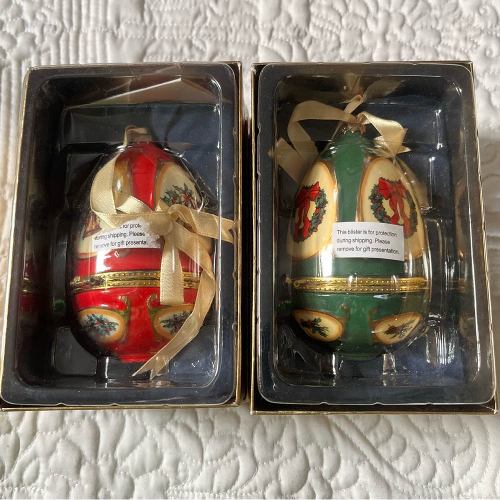 VTG Valerie Parr Hill Musical Ornaments